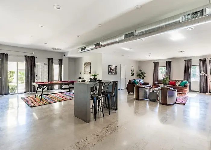 Dom wakacyjny Radiance-brand New 400k Backyard Ent District Scottsdale